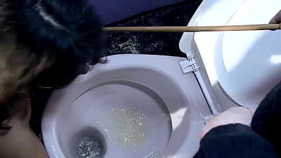 Mənim gözəl şəxsi seks qulam Melanie Memphis. O, mənim sevimli qulumdur, o, məsum, gənc görünür, anal seksə, rola girir və mən ondan istədiyim zaman istifadə edə bilərəm. 1-ci hissə.